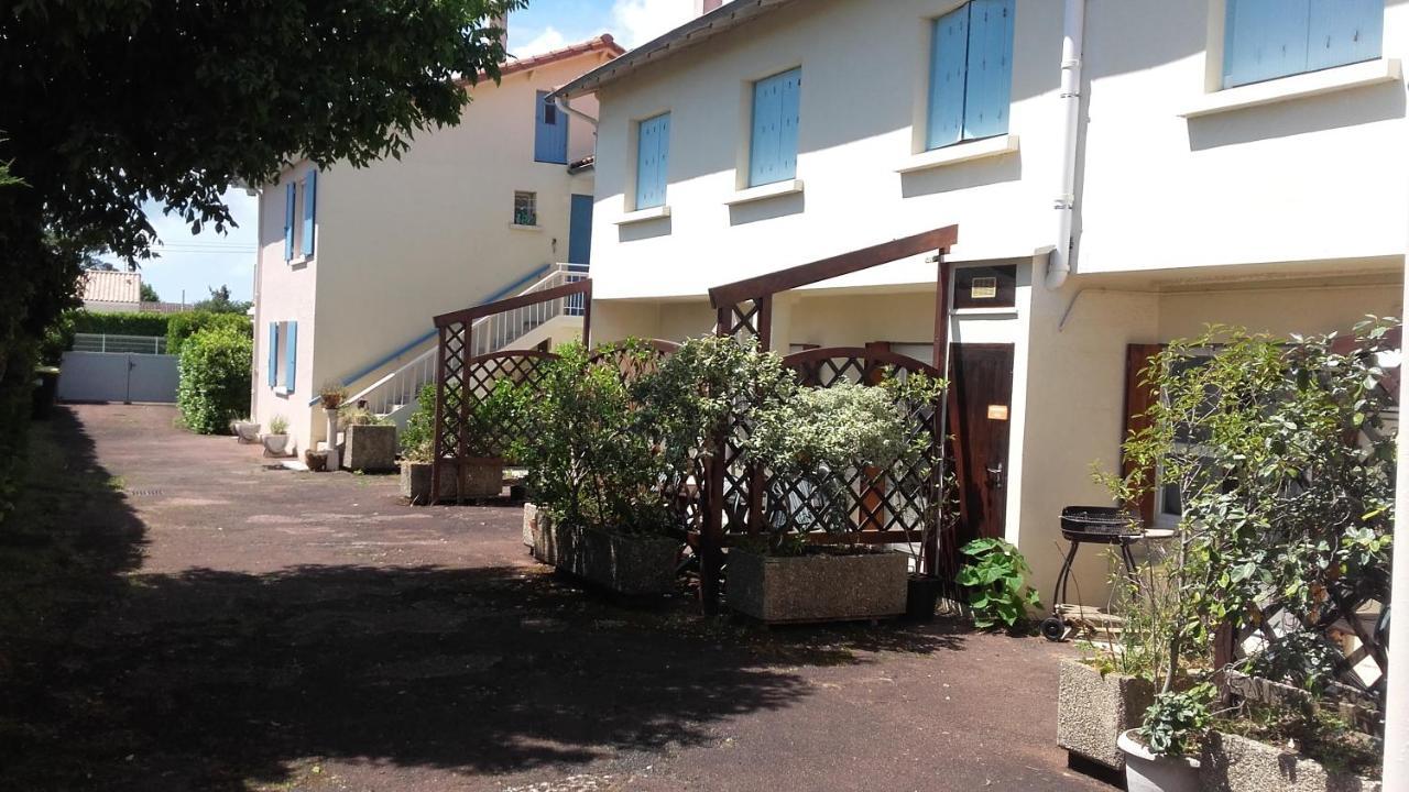 Les Lauriers Apartment แซ็งต์-ปาเลส์-ซูร์-แมร์ ภายนอก รูปภาพ